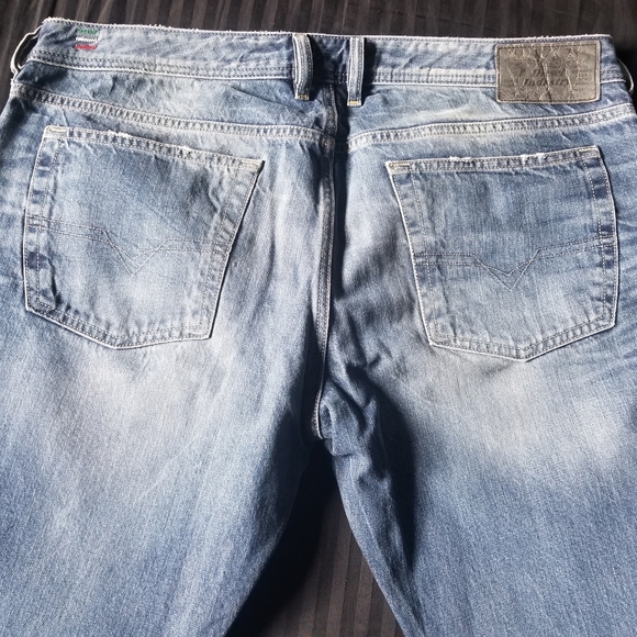 Diesel "Zathan" Jeans - Picture 7 of 12